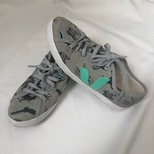 Veja Taua Lily Cole Rainforest Rescue Grey/Navy sneakers size 39
